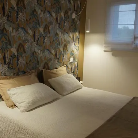 T 3 Place Des Palmiers Les Pins Appartement
